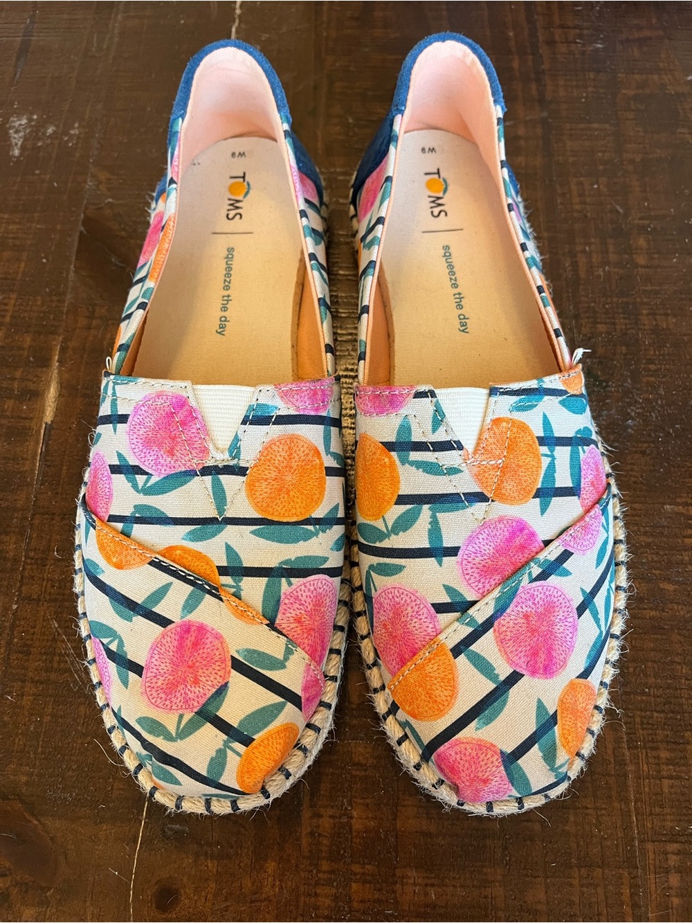 TOMS Alpargata Rope Espadrille Summer Fruits Squeeze the Day Sz 9 - LIKE NEW!
